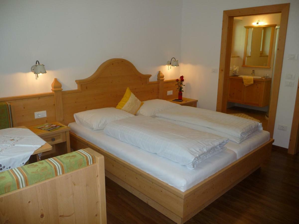 Ferienwohnungen Obermoarhof Lagundo Esterno foto